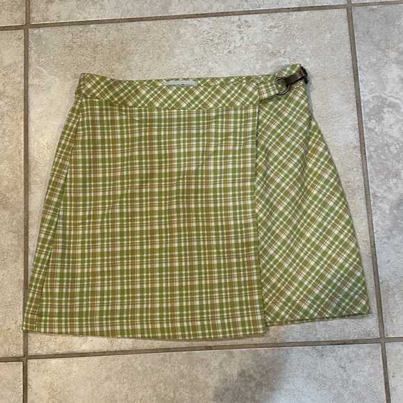 Urban Outfitters Lime Green Plaid Wrap Skirt S Kilt - Picture 2 of 7